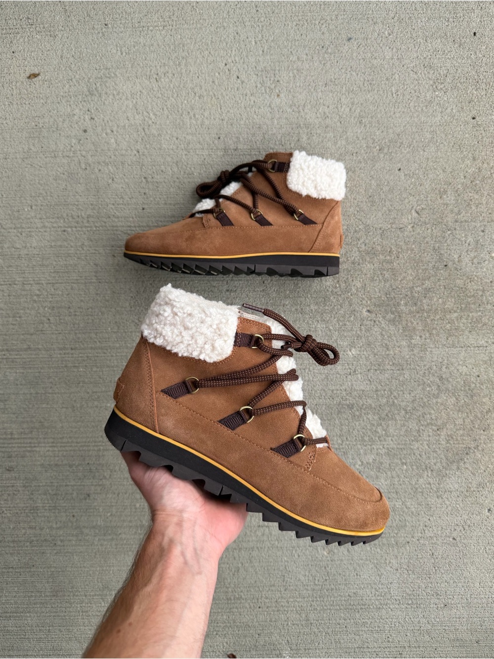 Sorel Harlow Lace Cozy Winter Boots Velvet Tan Blackened Brown Women's 9.5 NWOT
